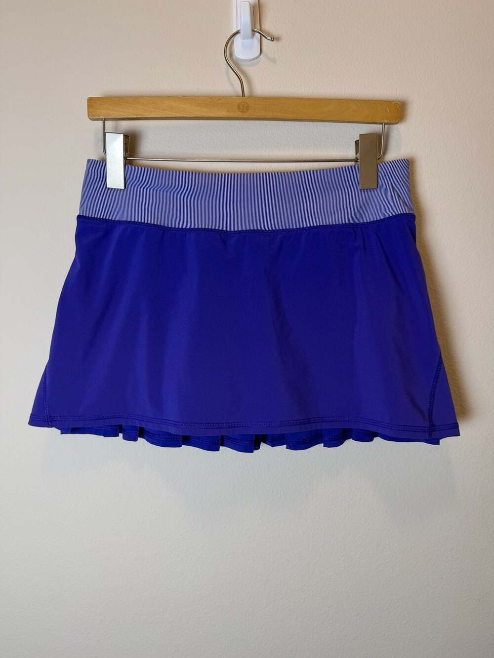 Lululemon Run Pace Setter Skirt Size 6 Purple Striped Athletic Tennis Skort